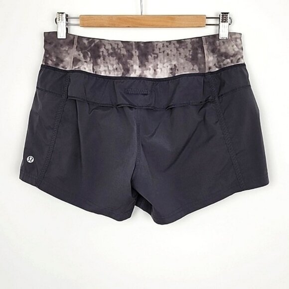 Lululemon Tracker Athletic Running Shorts Snowy Owl Grey Lined 4" Inseam Size 6 - Picture 2 of 11